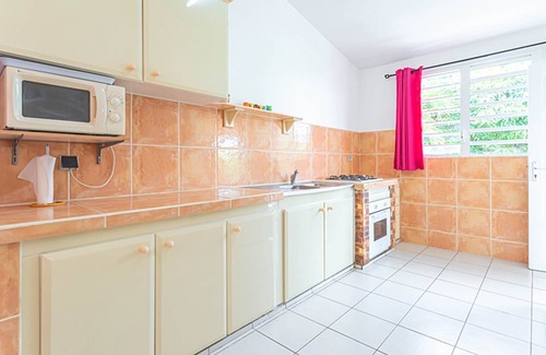 Deshaies Apartment | Cozy Gîte with Pool, Steps from the Beach and Family Friendly