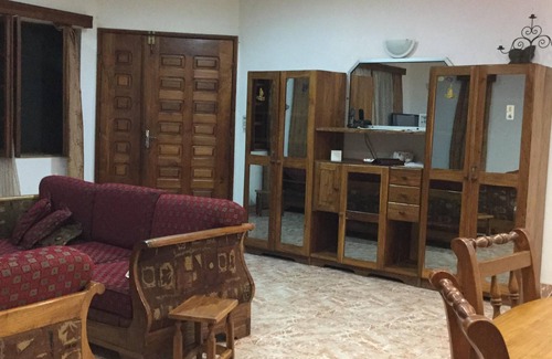 Lome House | Experience BOUGAINVILLIERS A DJIDJOLE with Pool & Breakfast