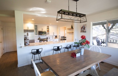 Boulder Bay House | Exceptional Boulder Bay Farmhouse: Private Dock & AC