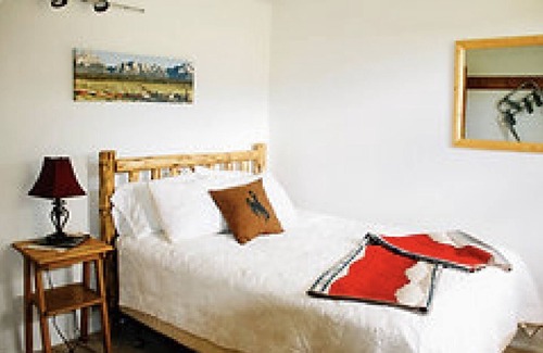 Boulder Cabin | Outstanding Boulder Lake Lodge: Perfect for Families & Accessibility