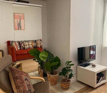 Old Town Apartment | Explore Boulevard 26: Family-Friendly 4-Star Retreat