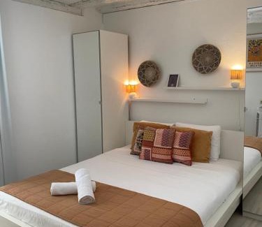 Old Town Apartment | Explore Boulevard 26: Family-Friendly 4-Star Retreat
