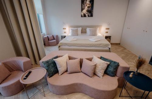 Blaj Apartment | Cozy Boulevard Boutique B&B - Perfect for Families