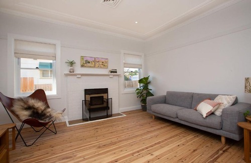 North Tamworth House | Pet-Friendly Retreat at Bounty on Bligh: Family Welcome!