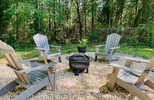 Seneca House | Family-Friendly Bountyland Cottage Near Lake Keowee