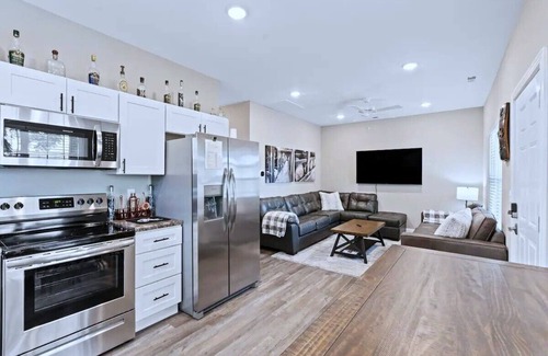 Georgetown House | Unforgettable Bourbon Run: Family-Friendly with Hot Tub