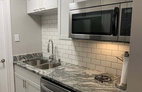 Harrodsburg Apartment | Relaxing Getaway near Bourbon Trail & Horse Farms