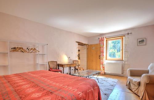 Bourdeilles Apartment | Discover Child-Friendly Comfort at Bourdeilles Sunlight