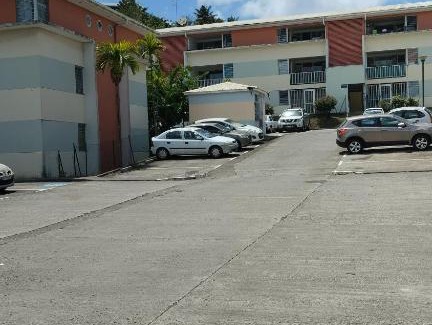 Trois-Ilets House | Budget-Friendly Stay at Bourg 3 Ilets for Your Getaway