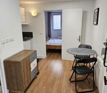 Quartier des peupliers Apartment | Bourgon 2 - KP - Charminng & cosy T2 for two in Paris 13th