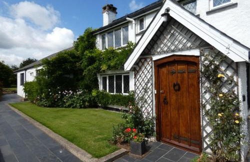Withycombe Bed & Breakfast | Discover Bournestream: Family-Friendly 4-Star Oasis