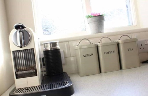 Twyford Cottage | Charming 5-Bedroom Cottage Near Winchester for Families