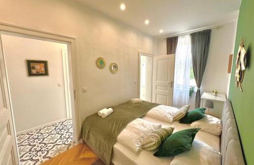 Ottakring Apartment | Renovated Boutique Apartment with Family and Pet Amenities