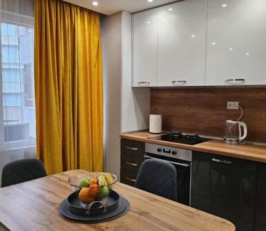 Plovdiv Apartment | Boutique apartment yellow 1