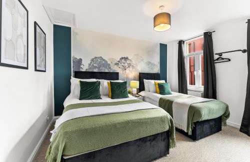 Southville Apartment | Boutique Bristol Abode - Games Room