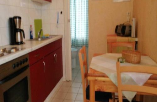 Insel Poel House | Cozy Boutique Bungalow in Insel Poel with Scenic Terrace