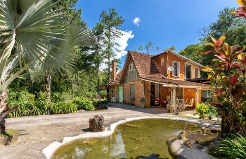 Moura Brasil Ski Chalet | Charming Boutique Chalet Surrounded by Atlantic Forest