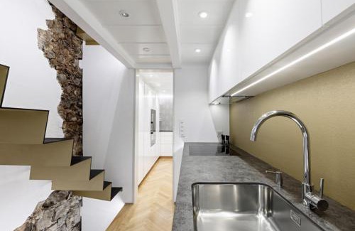 Thun Apartment | Discover Boutique City Design Bijou in Prime Location