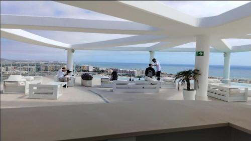 Canet de Berenguer Apartment | "BOUTIQUE H8" Beach Roof Terrace Infinity Pool Bar SPA Padel Swimming Pool