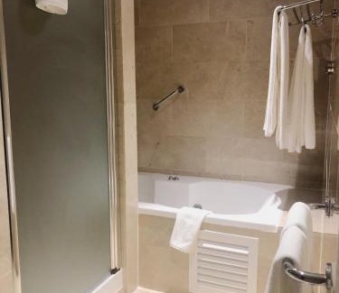 Puerto Banus Hotel | Oceanfront Boutique Hotel B51: 4-Star Family Retreat