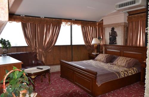 Plovdiv Old Town Hotel | Elegant Boutique Hotel Boris Palace & Restaurant Awaits