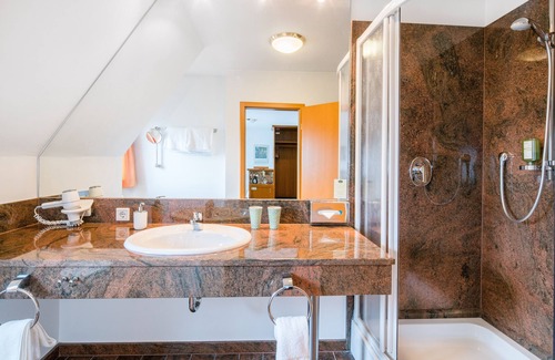 Lohr am Main Hotel | Chic Boutique Hotel Bundschuh with Family-Friendly Amenities