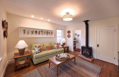 South Capitol Hotel | Guest Rated: 10/10 Boutique Hotel Suite Near Plaza