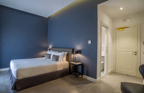 Mergellina Hotel | Stylish Boutique Hotel Metro 900 with Spa & Breakfast