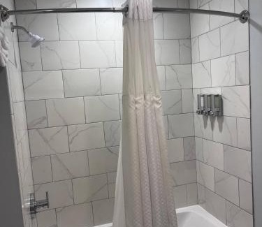 Northport House | Pet-Friendly Getaway at The Northport Inn Boutique Hotel