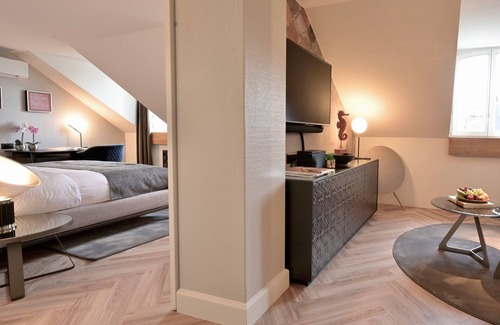 Niederdorf Hotel | Stylish Boutique Hotel Wellenberg with Spa and Dining
