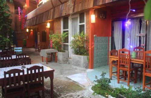 Wua Lai House | Guest Rated Boutique House Nipha with Family-Friendly Amenities