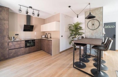 Almeria Centro Apartment | Boutique La Gloria (Atico)
