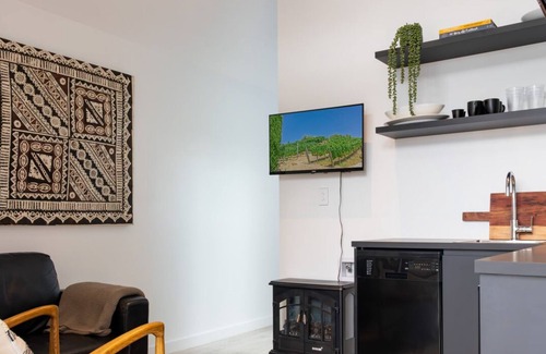 Matakana Apartment | Unforgettable Boutique Stay at Matakana - Rated 10/10