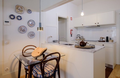 Centro / Baixa Apartment | Discover Boutique Rentals at Flores Plaza, Steps from Douro
