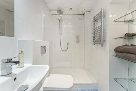Colville Apartment | Stylish Studio Flat in Notting Hill Gate for Families & Pets