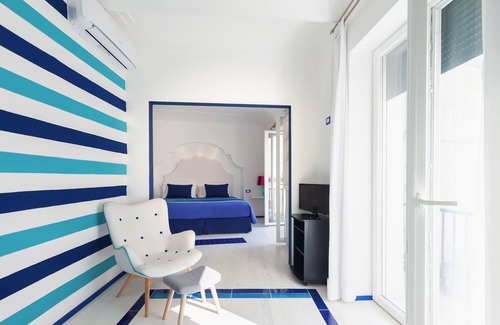 Capri House | Perfect Boutique Suite in Piazzetta with Premium Amenities