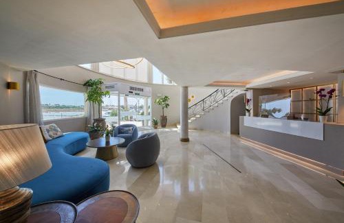 Colonia Sant Jordi Hotel | Elegant Boutiquehotel El Coto with Oceanfront Pool & Spa