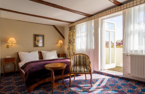 Wernigerode Hotel | Elegant Boutiquehotel Schloßpalais with Pool & Spa Amenities