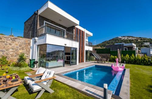 Geris Villa | Discover Bovilla Hotel Yalıkavak with Oceanfront Pool Access