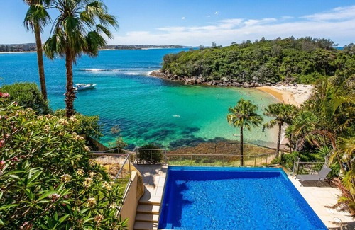 Manly House | Bower House - Fairy Bower