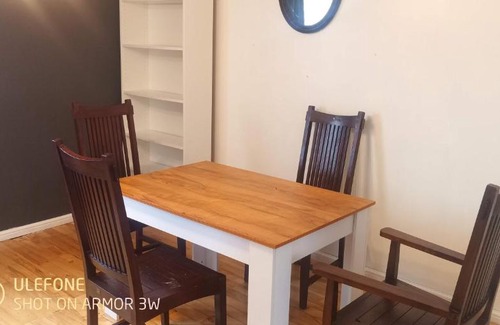 Netley Apartment | Family-Friendly Stay at Bower House with Great Amenities