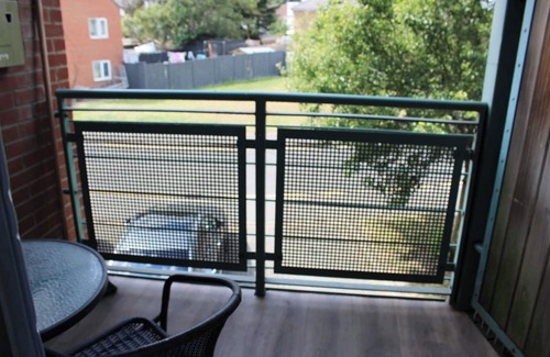 Dagenham Apartment | Bowery Apartment - 2 Bedrooms 1st Floor