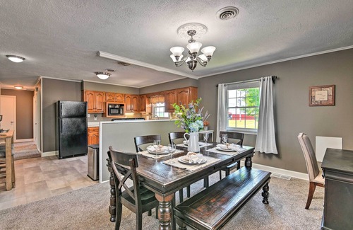 Oakland House | Bowling Green Farmhouse: Your Gateway to Mammoth Cave Fun
