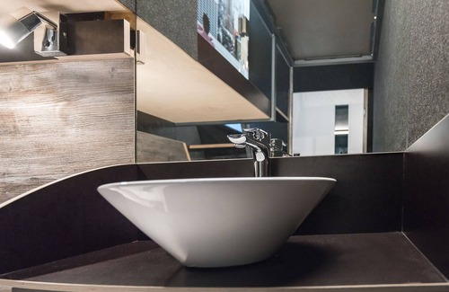 Nordstadt Hotel | Convenient BoxHotel Göttingen with Breakfast and Family Amenities
