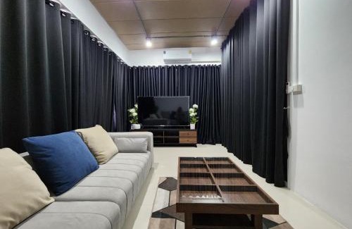 Nimman Villa | Boxsoon Nimman: Family-Friendly Stay with 5 Beds & 4 Baths