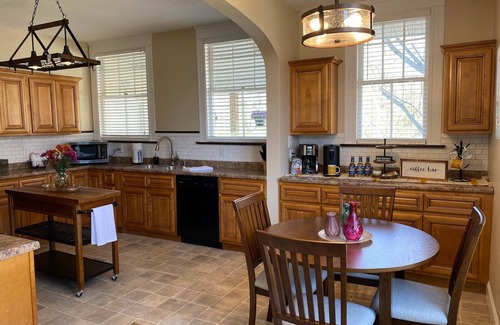 La Follette House | Boxwood Inn: Ideal Getaway Near ATV Trails & Lake Access
