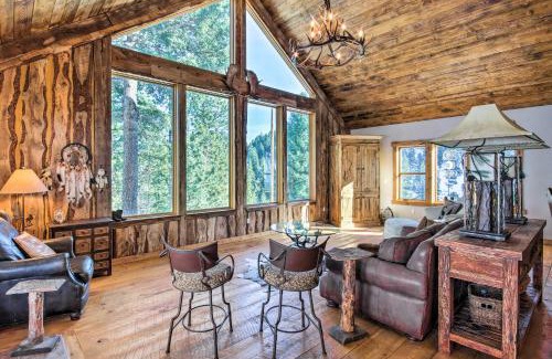 Bozeman House | Relaxing Bozeman Cabin with Jacuzzi & Grill - 10/10 Rated!
