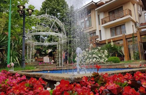 Sliven House | Bozukova House: Guest Favorite with Spa & Pet-Friendly Perks