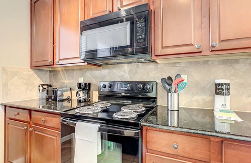 Highlands Reserve Condo | Two-Bedroom Condo Near Disney with Free Resort Amenities