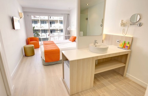 Peguera Hotel | Relaxing BQ Bulevar Peguera Hotel - Adults Only Retreat